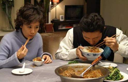 不懂事的大姑姐怎么相处,双面胶大姑姐