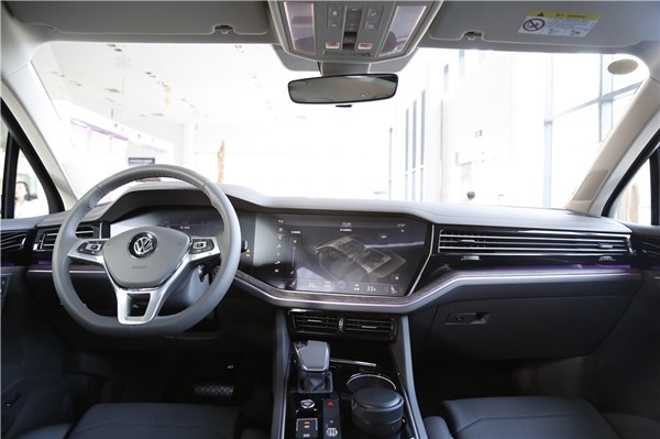 2022全新大众途锐内饰顶级,大众途锐豪华内饰