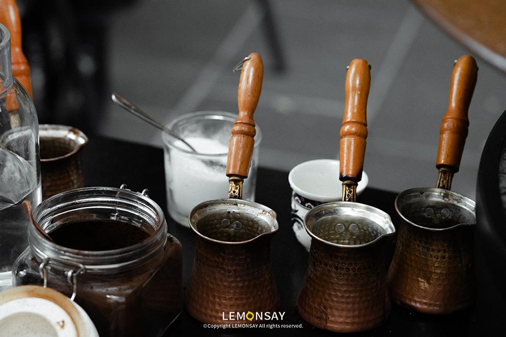 土耳其的占卜咖啡店在哪,用土耳其咖啡占卜