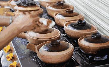 在广东万物皆可煲仔饭,万物皆可煲的煲仔饭