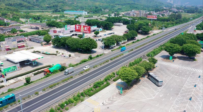 深汕高速公路鲘门服务区下一站,深汕服务区离鲘门服务区有多远