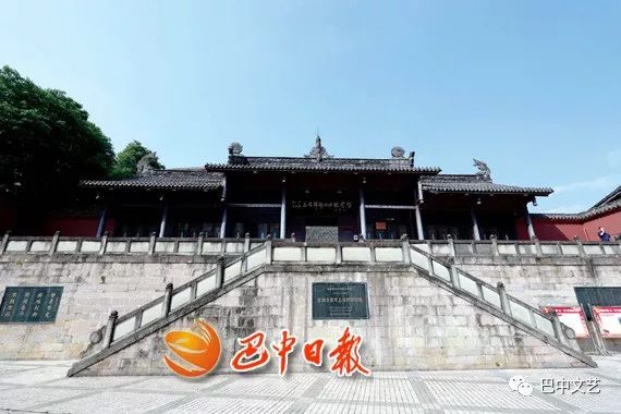 承接历史开创未来,承载历史文脉传承是否正确