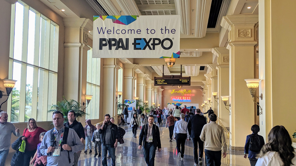 做促销活动送什么礼品吸引人气,商品如何做促销吸引人