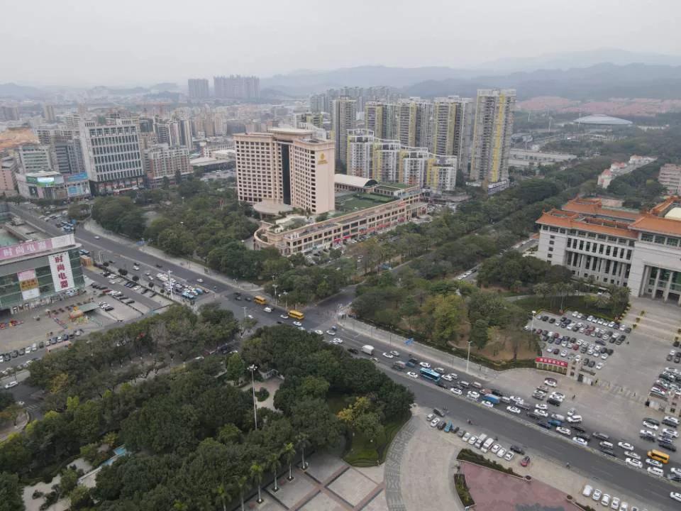 东莞买房哪个新楼盘好,东莞房价4万一平还要不要买