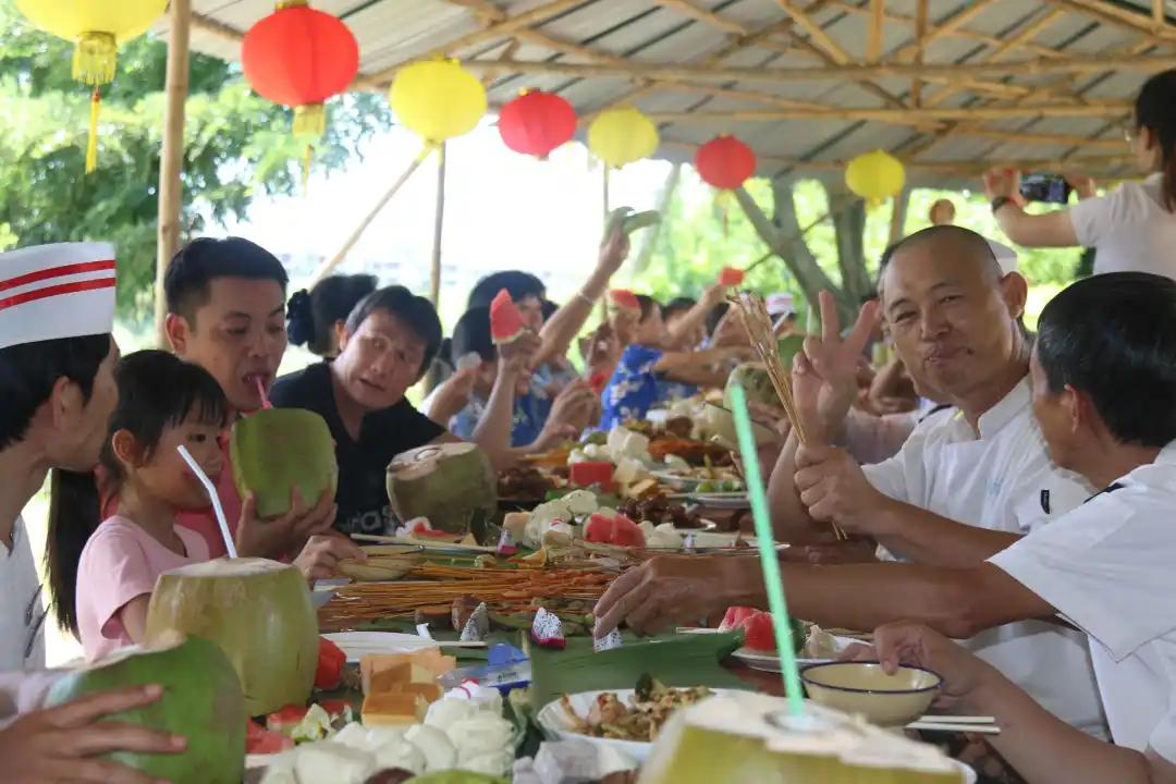 婊ㄦ捣浼戦棽浣撹偛娲诲姩鍒涙剰浜偣,涔愪韩涓囧畞浼樻儬娲诲姩
