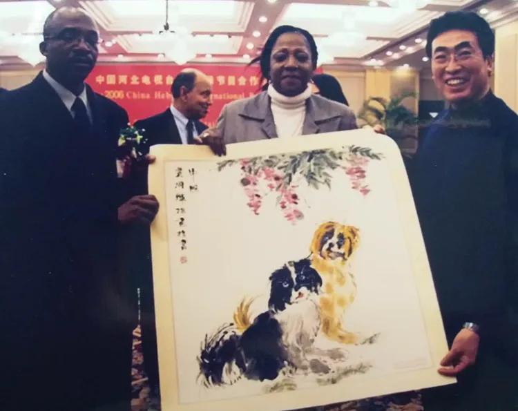 掌上乾坤指间生花世界级艺术家-贾同辉的“指墨”风釆