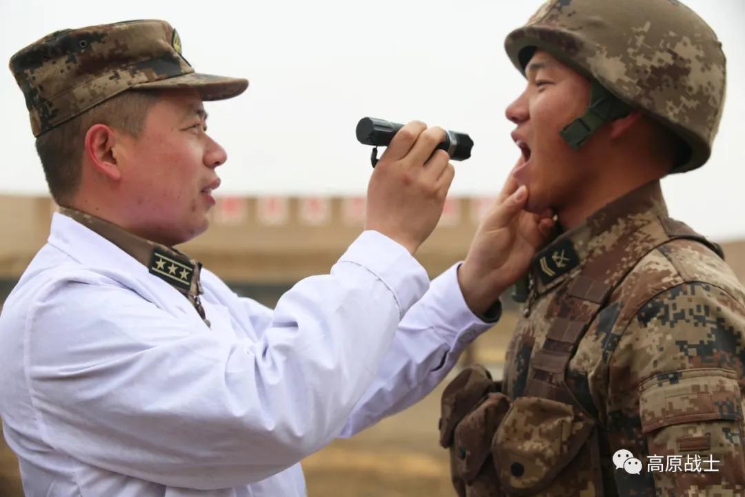 建功基层好军医丨白衣执甲，守望“生命禁区”