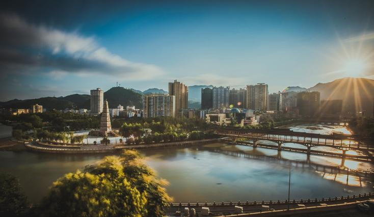 80多岁老人家眼睛看不清,80岁老人眼睛看东西雾蒙蒙