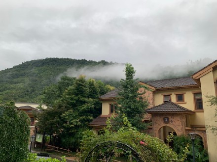 35°高温天泡温泉是一种什么体验？佛系花水湾的夏季避暑之旅