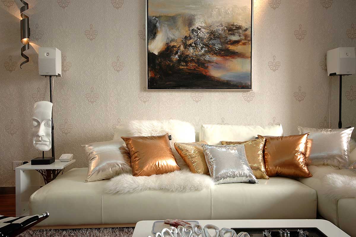 卧室墙壁发霉潮湿怎么装修,房子装修如何防止回南天的潮湿