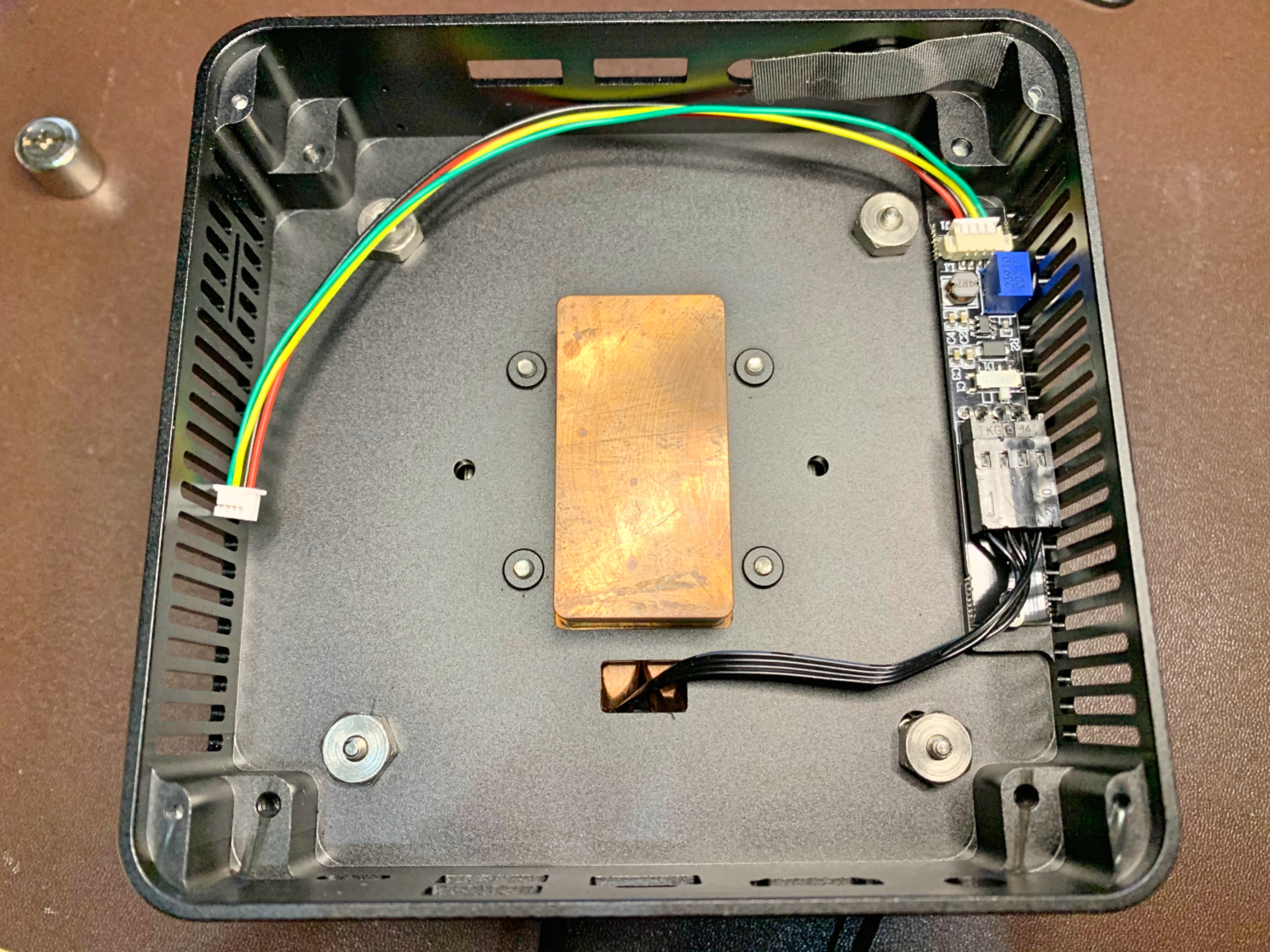 nuc8无损硬改网卡,nuc8双显示器