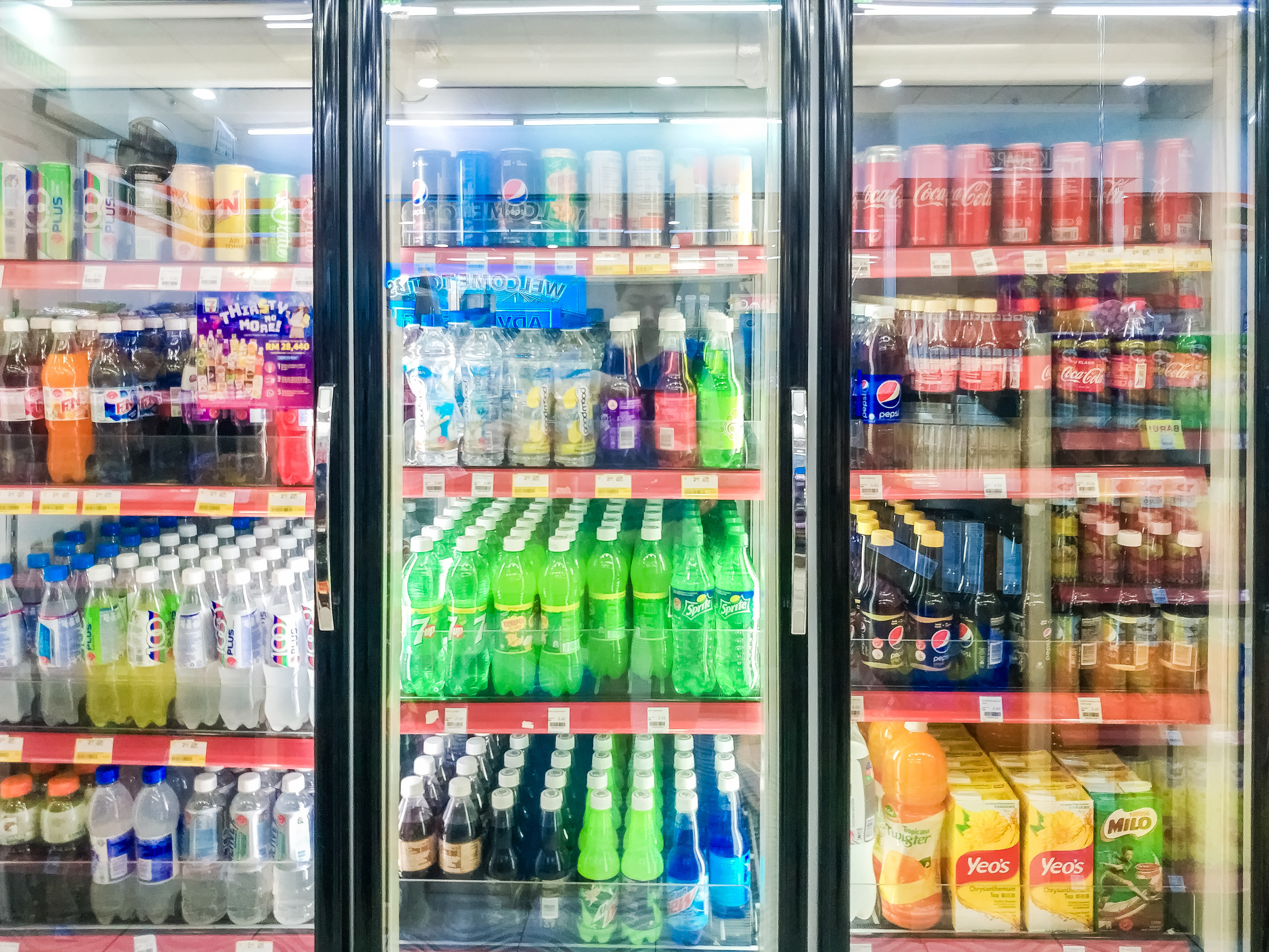 吉隆坡廉价国际机场,吉隆坡机场换马币贵吗