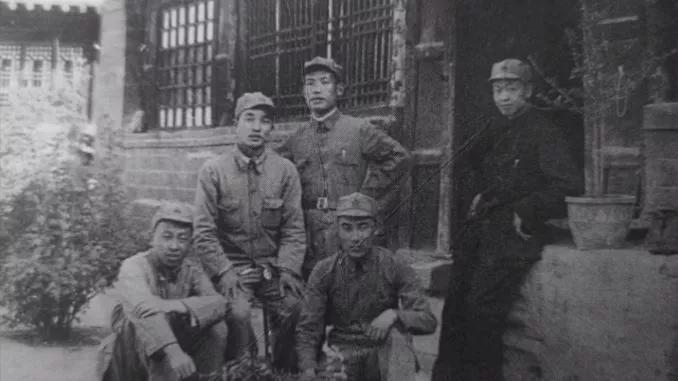 杜平被任为大使，先请彭总出面推辞，而后自己说服毛*东泽**收回成命