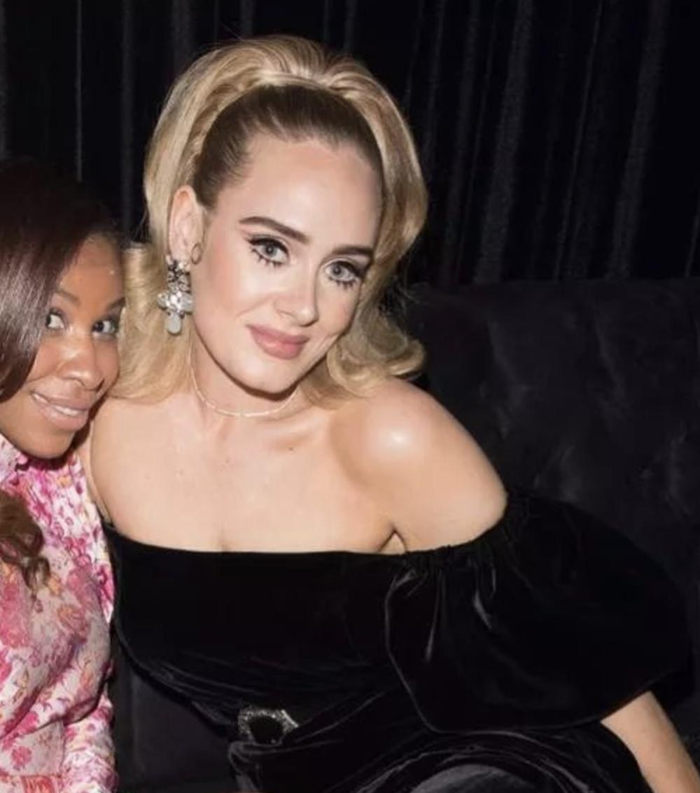 瘦了90斤阿黛尔情绪失控机场发飙,阿黛尔离婚或被分走6亿财产