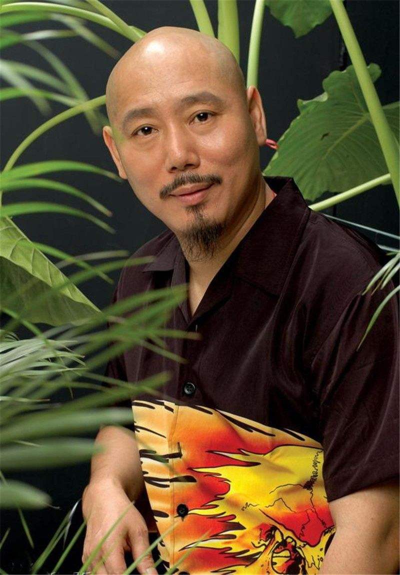 沧桑的李成儒:第二次离婚后重塑精彩人生