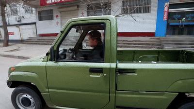 开云电皮卡2019款体验如何?三位体验官这样说……