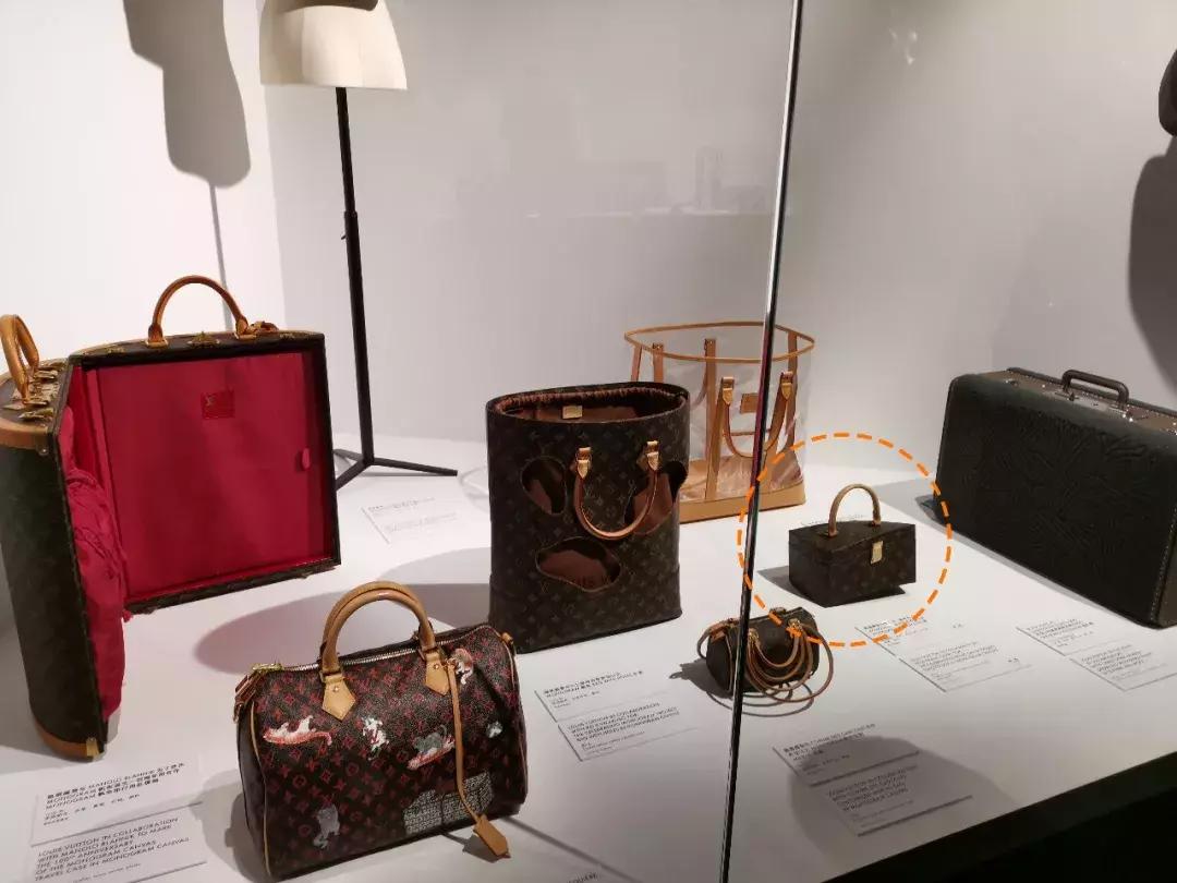 大饼的穿搭,大饼脸女生穿搭