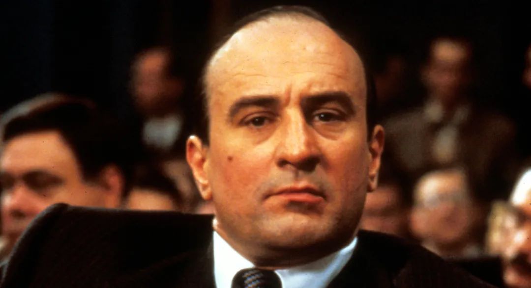 *手党黑**传奇教父+悲情烂片导演,这部电影是真正的灾难艺术品