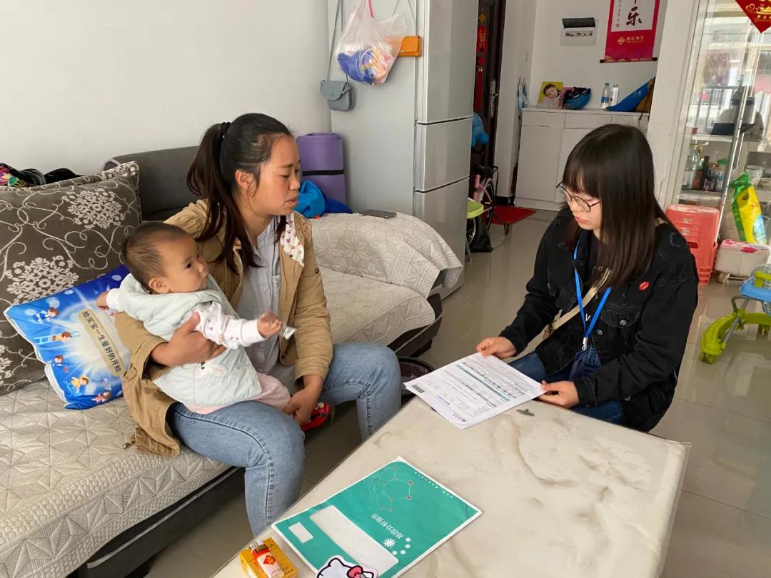 基因变异女孩,小孩子出生基因变异