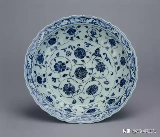 整套青花瓷器超大件,各个时期的青花瓷器特征