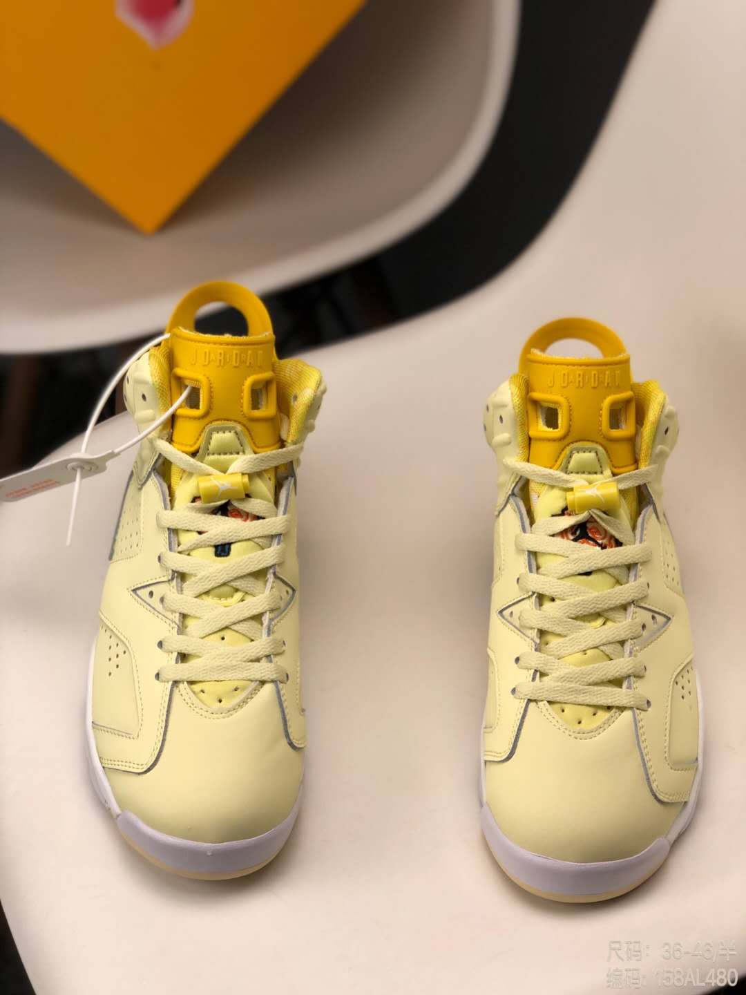 低防鞋和高仿区别,高仿鞋和正品的区别