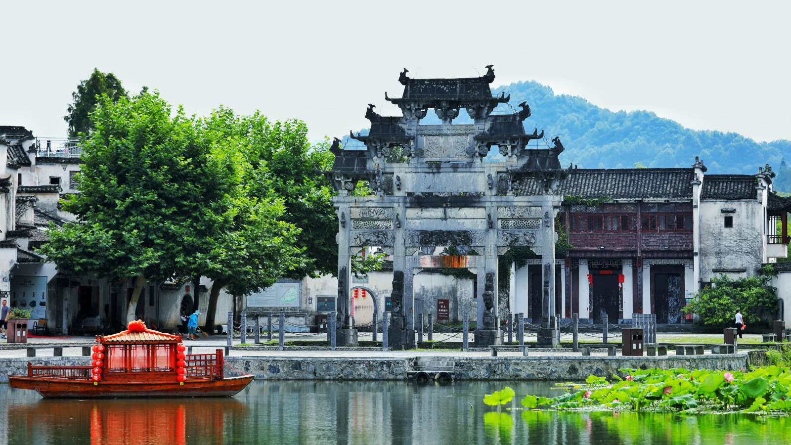 宏村与西递古村哪个更值得去,徽州古城和西递宏村是一个地方吗