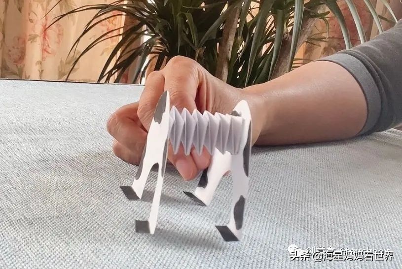 春节到，超可爱的牛卡片、牛灯笼、纸筒牛开心玩起来