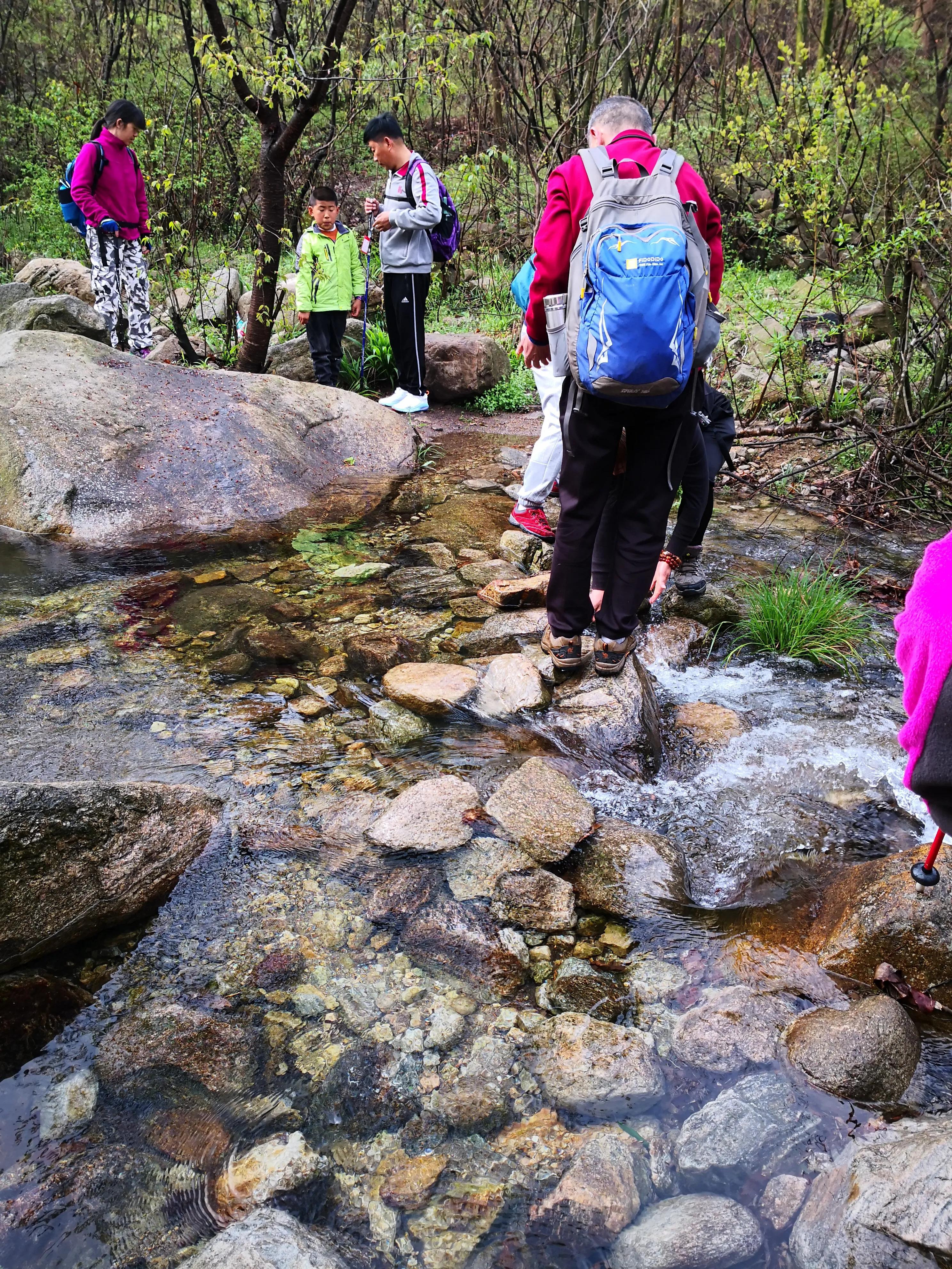 爬山第二天小腿肌肉僵硬如何缓解,爬山后小腿疼如何缓解