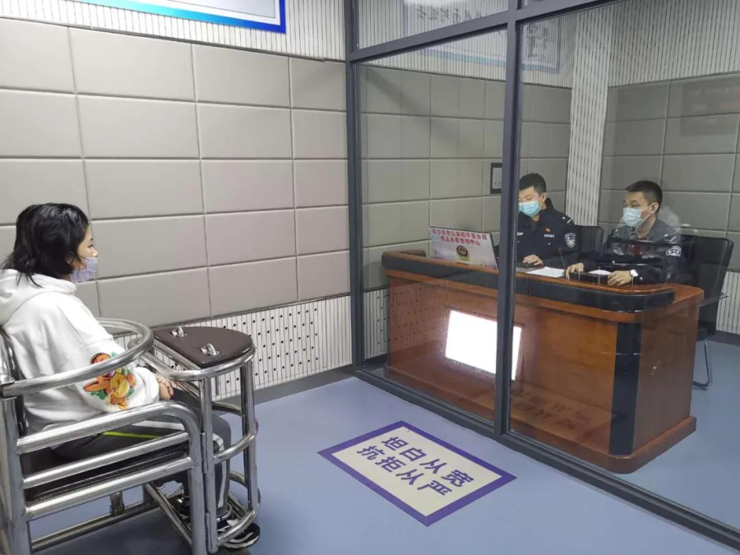 北京警方破获首例贩卖手机卡犯罪,公安抓获贩卖手机卡