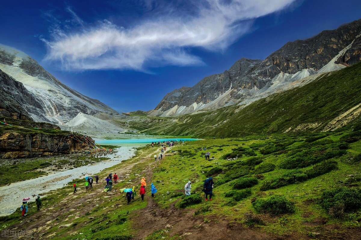 国内最经典12条自驾游线路,国内十大自驾游线路推荐