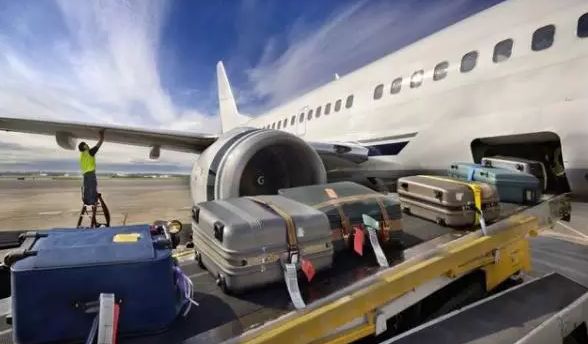 转机重新托运行李,春秋航班转机行李要重新托运吗