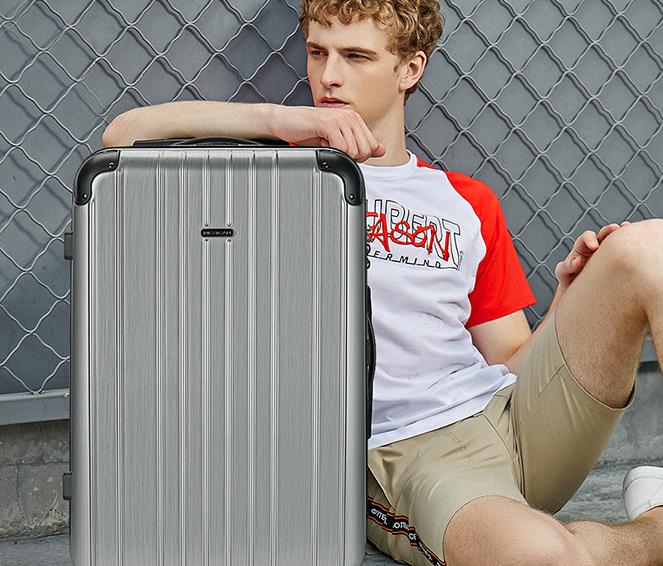 轻盈旅行箱,旅行如何减轻负重