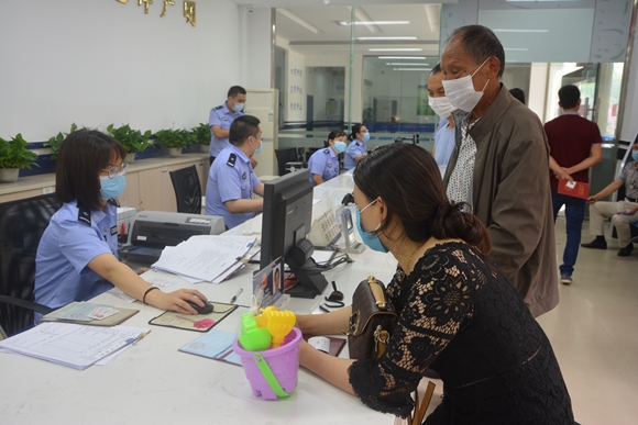 重庆九龙坡车辆年检咨询,重庆市九龙坡区车辆年检站在哪里