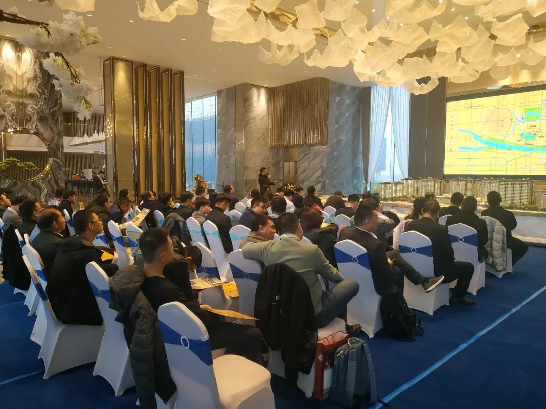 中国房地产采购工程师协会携众优秀供方走进天山地产