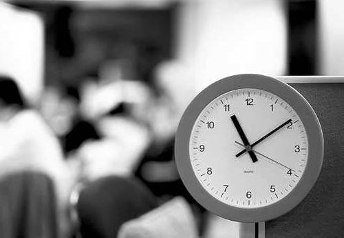 孤僻偏激多疑敏感易暴躁什么原因,孤僻暴躁怎么办