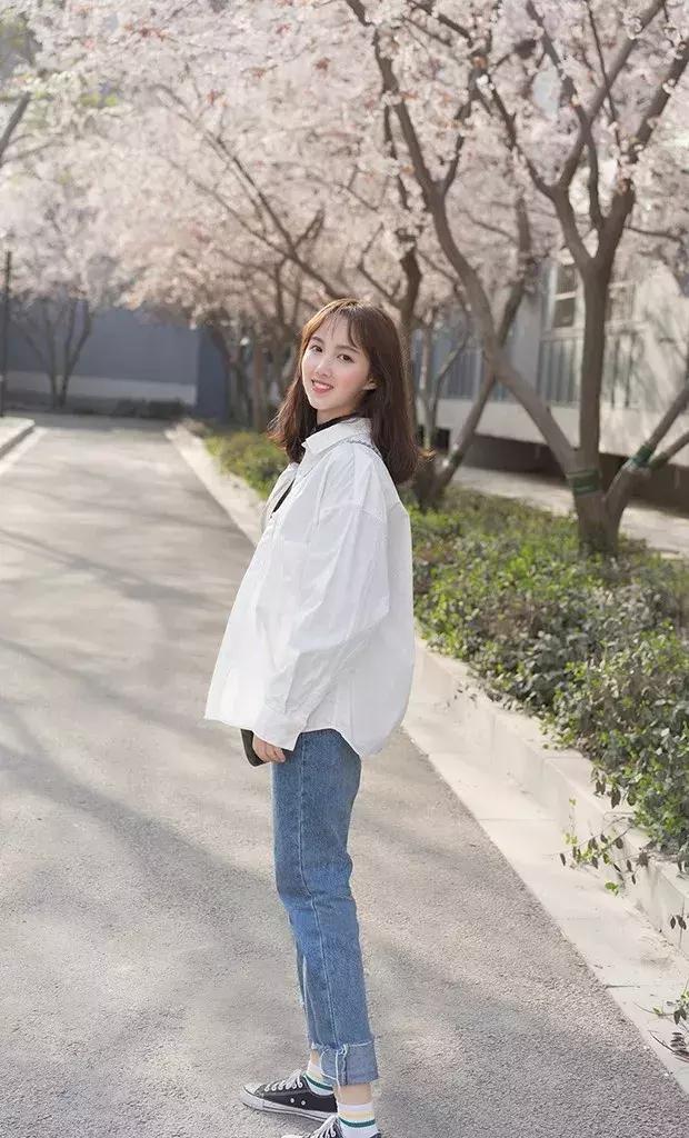 如何给女朋友拍照技术教学,怎么给女朋友拍照动作