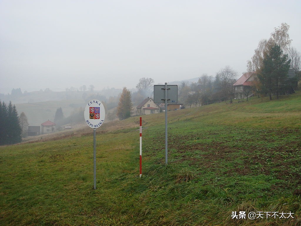 最奇葩的国家边界线,世界上奇怪的国家边界线
