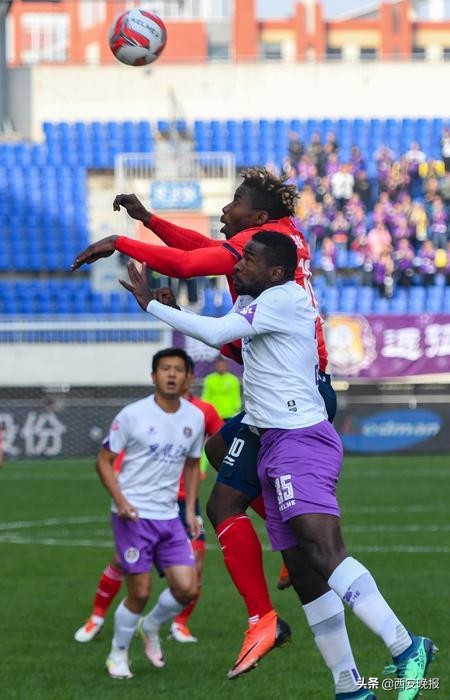 大秦之水中乙足球比赛,大秦之水主场tifo