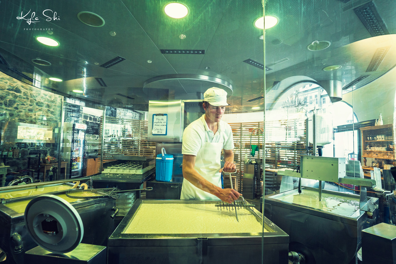 瑞士高山滑雪上演惊险与刺激,瑞士滑雪的真实感受