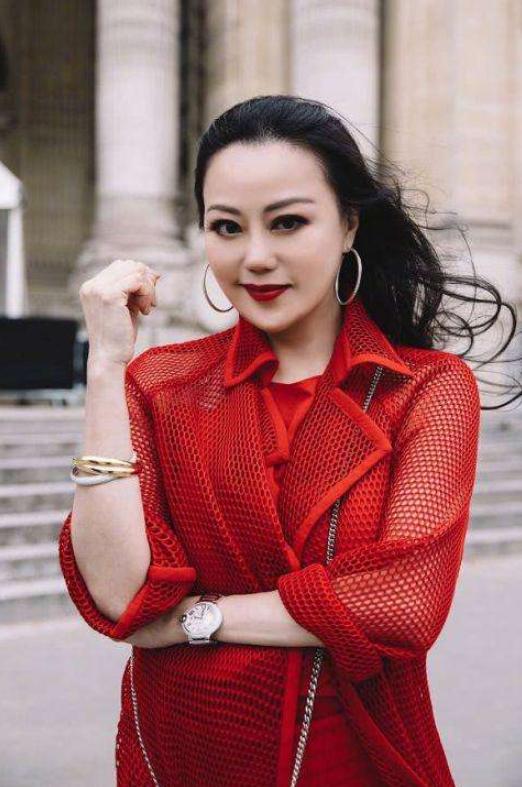 章小蕙黑白往事 (章小蕙破产后如何翻身)