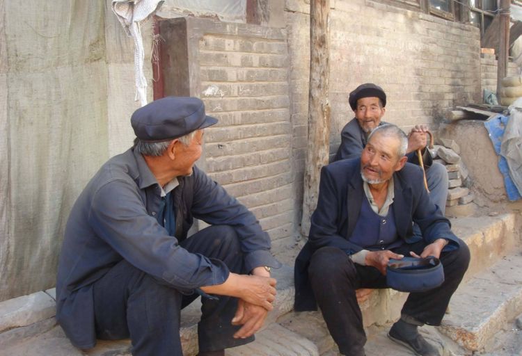 老人过寿需要随礼吗,老人言丧不送烟什么意思