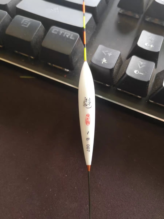 最便宜实用的鱼漂,鱼漂便宜和贵的区别