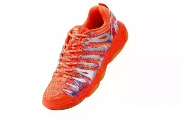 林丹退役鞋,林丹退役大赛服