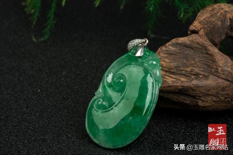 翡翠糯冰种是什么价格,翡翠糯冰种紫罗兰贵吗