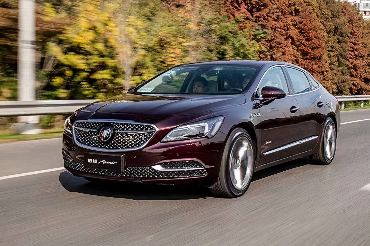 别克君越最值得入手的b级车,越级享受别克全新君越