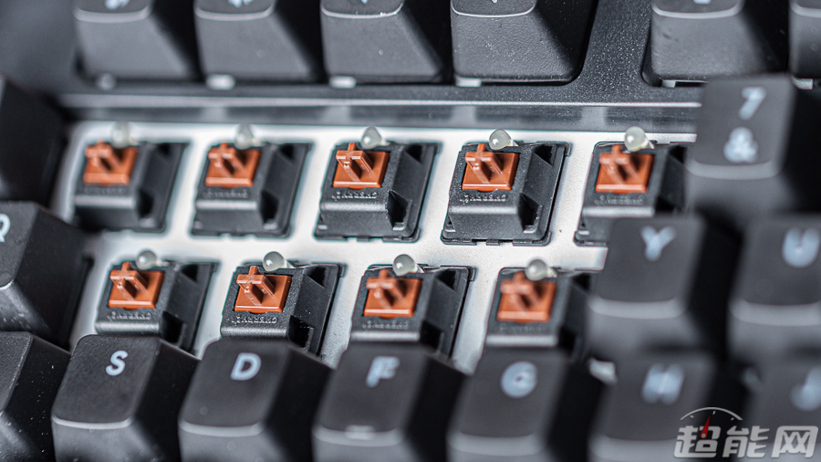 酷冷至尊烈焰枪旗舰版改蓝牙,酷冷至尊键盘烈焰枪测评