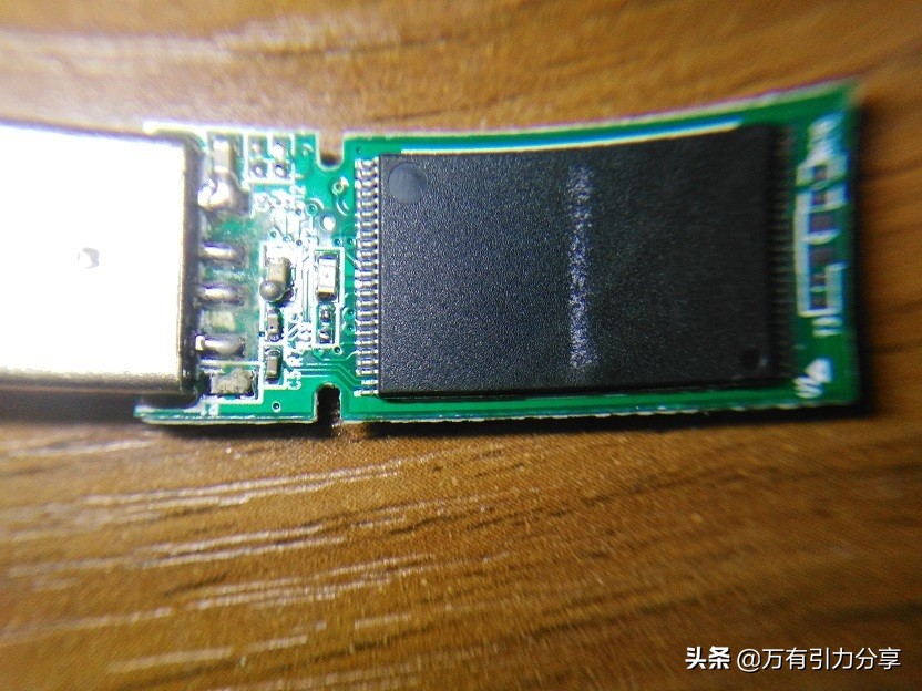 u盘拆解只有一个片,拆解一个u盘