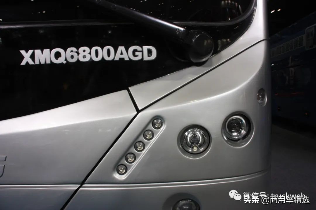 厦门金龙50座纯电动客车报价,最新款厦门金龙11米客车