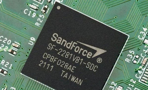 固态硬盘主控有哪些如何识别,ssd固态硬盘怎么识别硬盘实际容量