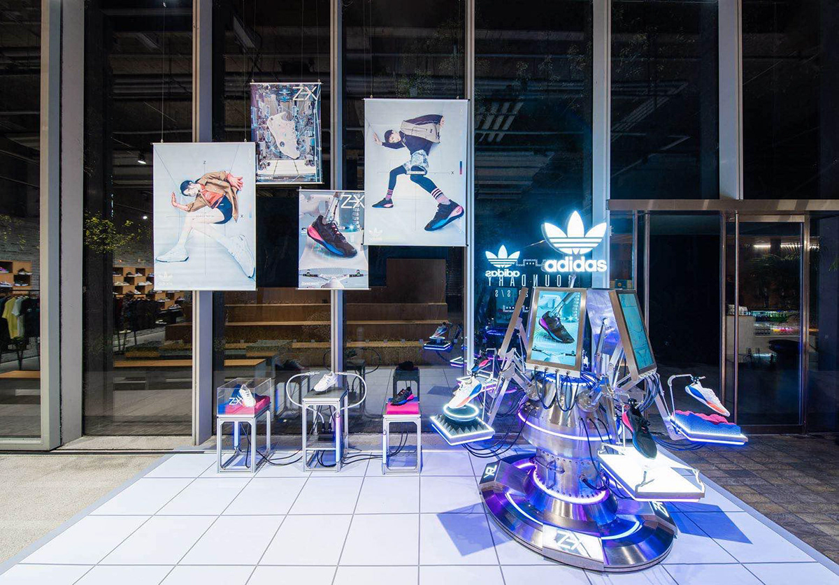 阿迪达斯最新款球鞋,阿迪达斯全新足球标志